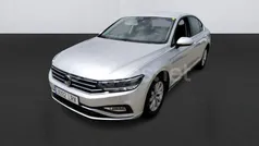 Gris / plata Usado 2021 VW Passat Business Berlina | 21.300 € (Precio justo)