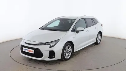 Usado 2022 Suzuki Swace Familiar | 21.599 € (Precio justo)