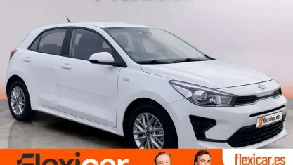Usado Kia Rio 101 CV (74 kW) 2021 Blanco Berlina