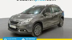 Gris oscuro Usado 2016 Peugeot 2008 Active SUV | 9100 € (Precio justo)