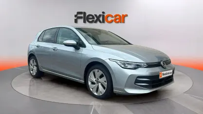 Usado VW Golf VIII 116 CV (85 kW) 2025 Gris Berlina