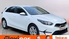 Usado 2022 Kia Ceed Berlina | 16.290 € (Super precio)