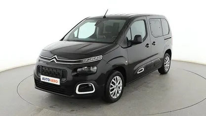 Usado Citroën Berlingo Feel 110 CV (80 kW) 2021 Negro Monovolumen