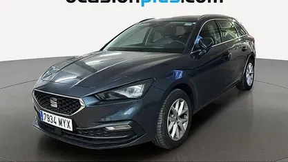 Usado Seat Leon Style 116 CV (85 kW) 2025 Gris Monovolumen