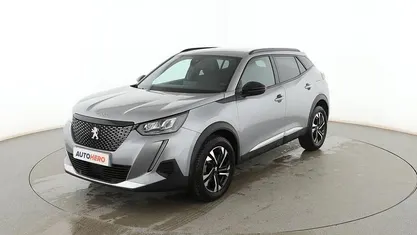 Gris Usado 2023 Peugeot 2008 Allure SUV | 16.799 € (Precio justo)