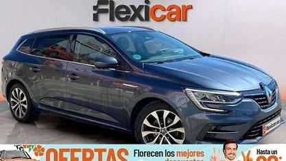 Używany Renault Mégane GrandTour Techno 140 KM (102 kW) 2022 Niebieski Kombi