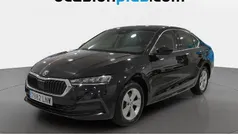 Negro Usado 2021 Skoda Octavia Ambition Berlina | 18.173 € (Buen precio)