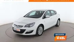 Usado 2014 Opel Astra Selective Berlina | 8499 € (Precio justo)