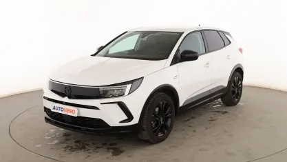 Usado Opel Grandland X GS Line 131 CV (96 kW) 2023 Blanco SUV