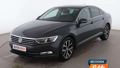 Usado VW Passat Advance 150 CV (110 kW) 2019 Negro Berlina