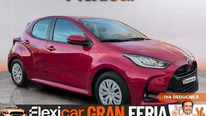 Usado Toyota Yaris Hybrid Active 116 CV (85 kW) 2023