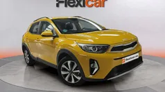 Amarillo Usado 2023 Kia Stonic SUV | 13.690 € (Precio justo)
