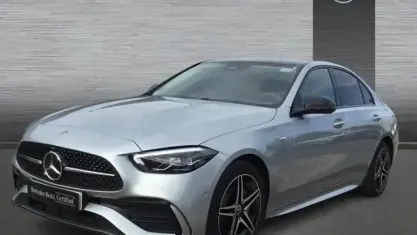 Usado Mercedes C300e 313 CV (230 kW) 2025 Gris Berlina