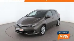 Gris Usado 2017 Toyota Auris Hybrid Active Berlina | 15.799 € (Precio justo)