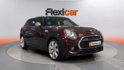 Usado Mini Cooper S Clubman 192 CV (141 kW) 2018 Rojo Familiar