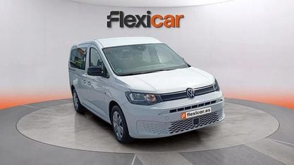Käytetty VW Caddy Maxi 122 HP (89 kW) 2023 Valkoinen Tila-auto