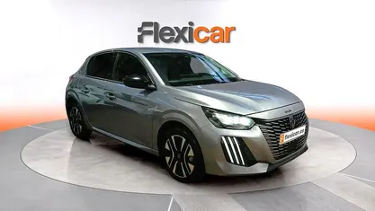 Usado Peugeot 208 Allure 110 CV (80 kW) 2025 Utilitario