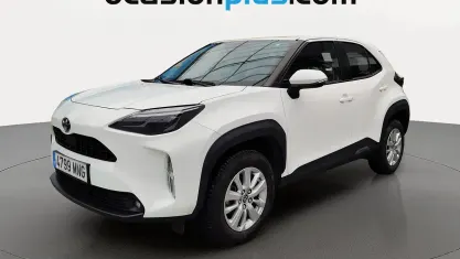 Usado Toyota Yaris Cross Business Edition 116 CV (85 kW) 2024 Blanco SUV