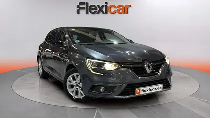 Usado Renault Mégane GrandTour Zen 140 CV (102 kW) 2019 Gris Familiar