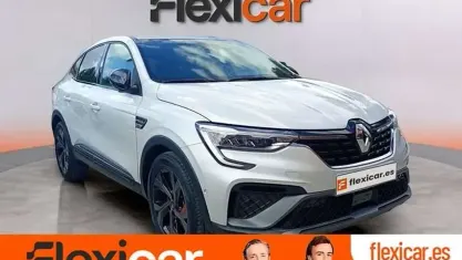 Usado Renault Arkana RS Line 145 CV (106 kW) 2022 Blanco SUV