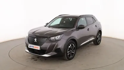 Usado Peugeot 2008 Allure 131 CV (96 kW) 2020 Gris SUV