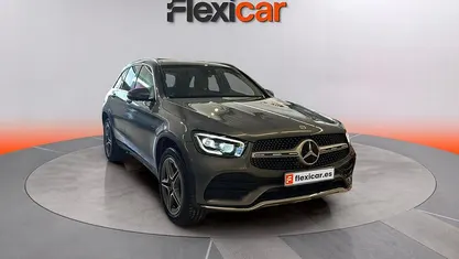 Usado Mercedes GLC300e 317 CV (233 kW) 2021 Gris Coupe