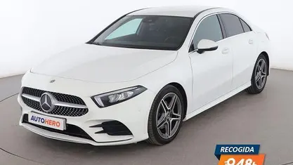Blanco Usado 2019 Mercedes A180 AMG line Berlina | 20.099 € (Precio justo)