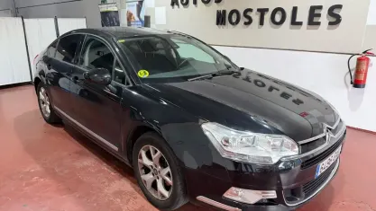 Usado Citroën C5 163 HP (119 kW) 2010 Preto Sedan
