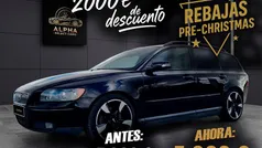 Negro Usado 2007 Volvo V50 Summum Familiar | 5923 € (Un poco caro)