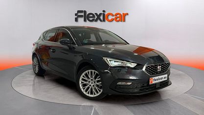Usado Seat Leon FR 150 CV (110 kW) 2021 Azul Berlina