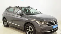 Usado 2022 VW Tiguan Life SUV | 29.600 € (Buen precio)