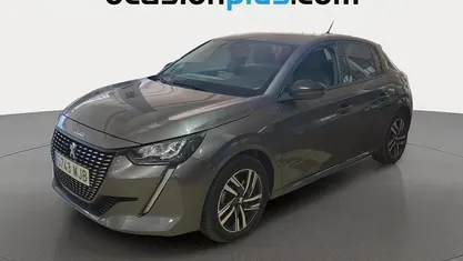 Usado 2023 Peugeot 208 Allure Utilitario | 10.955 € (Buen precio)