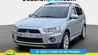 Usado 2011 Mitsubishi Outlander Motion SUV | 9800 € (Precio justo)