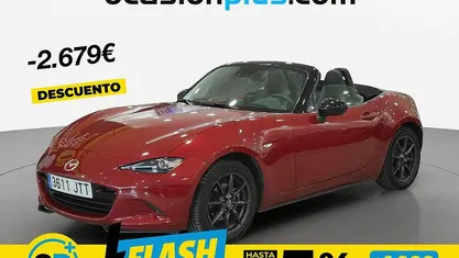 Usado Mazda MX5 Luxury 131 CV (96 kW) 2016 Rojo Descapotable