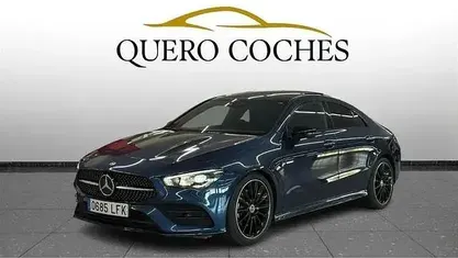 Usado Mercedes CLA200 150 HP (110 kW) 2020 Azul Sedan