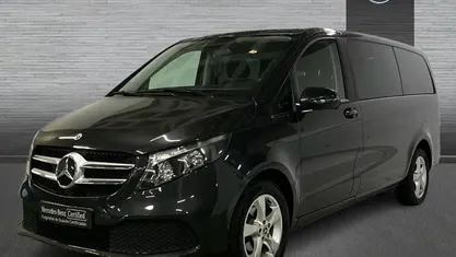 Usado Mercedes V220 163 CV (119 kW) 2023 Gris Monovolumen