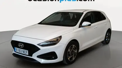 Usado Hyundai i30 96 CV (70 kW) 2025 Blanco Utilitario
