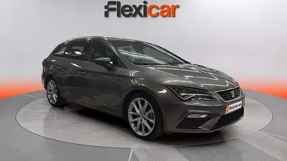 Usado Seat Leon ST FR 150 CV (110 kW) 2017 Gris Familiar