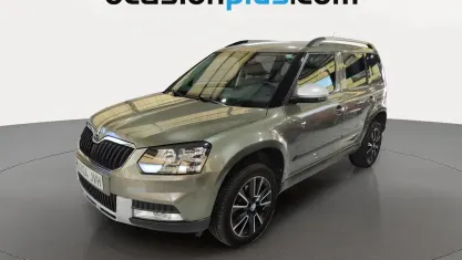 Usado Skoda Yeti 110 CV (80 kW) 2016 Verde SUV