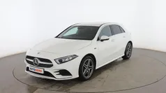 Blanco Usado 2021 Mercedes A250 AMG line Utilitario | 27.199 € (Precio justo)