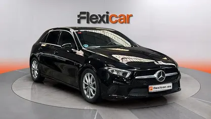 Usado Mercedes A180 116 CV (85 kW) 2019 Negro Berlina