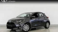 Usado 2024 Toyota Yaris Hybrid Active | 23.200 € (Precio justo)