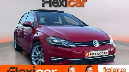 Usado VW Golf VII Sport 131 CV (96 kW) 2019 Rojo Utilitario