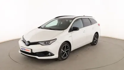 Usado Toyota Auris Touring Sports 136 CV (100 kW) 2017 Blanco Familiar