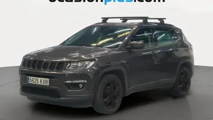 Usado Jeep Compass Night Eagle 120 CV (88 kW) 2019 Gris SUV