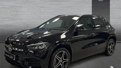Usado Mercedes GLA200 AMG line 150 HP (110 kW) 2025 SUV