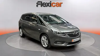 Usado Opel Zafira Tourer Innovation 136 CV (100 kW) 2019 Gris Monovolumen