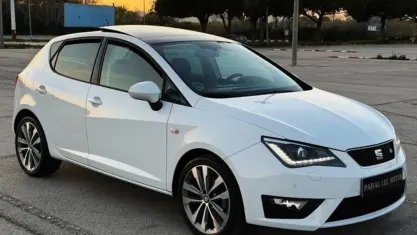 Używany Seat Ibiza FR 110 KM (80 kW) 2017 Biały Sedan/Limuzyna