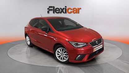 Usado Seat Ibiza FR 110 CV (80 kW) 2023 Rojo Utilitario