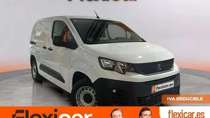 Usado Peugeot Partner 102 CV (75 kW) 2023 Blanco Monovolumen